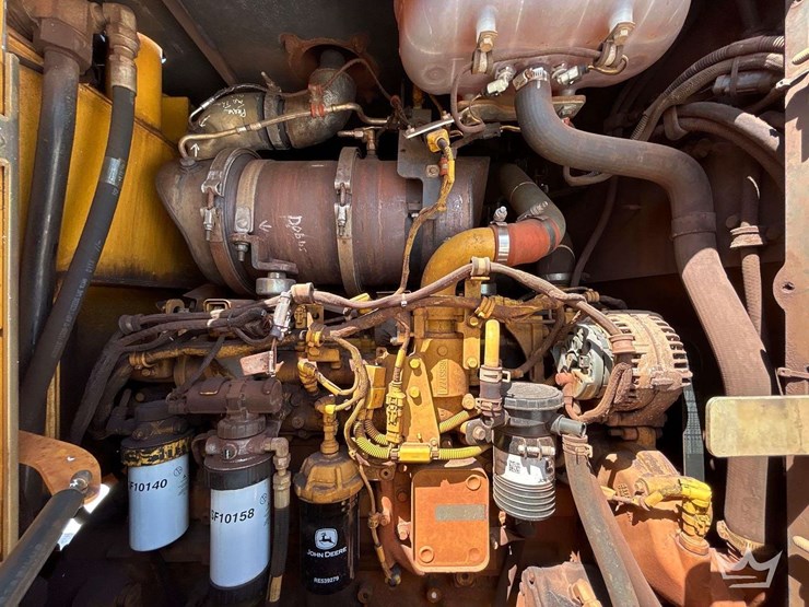 2013-deere-544k-image-7