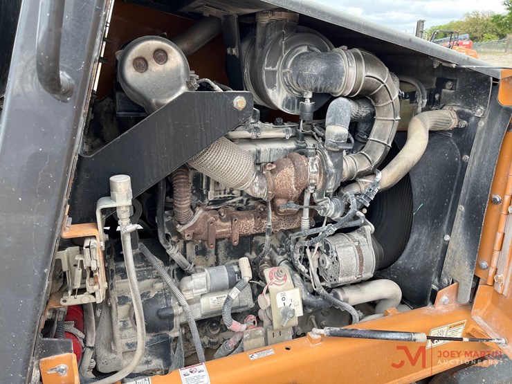 2019-case-588h-image-10