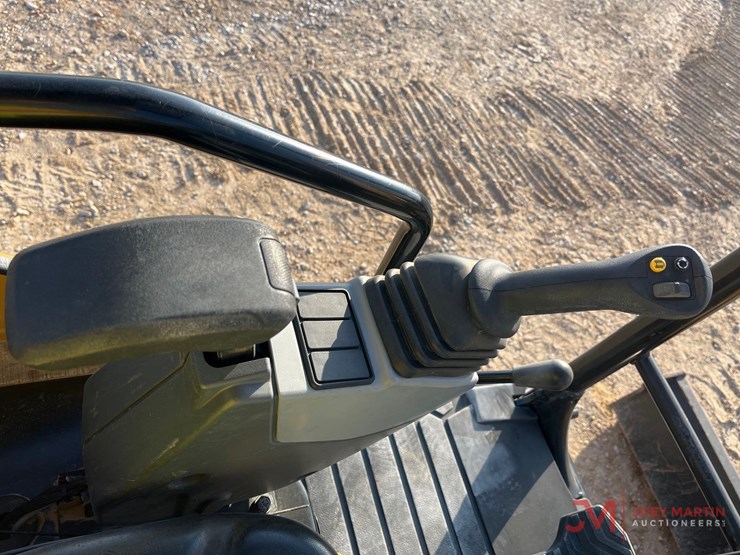 2021-caterpillar-306-cr-image-14