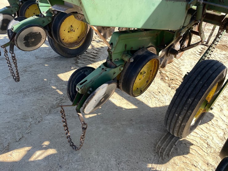 john-deere-7000-image-29