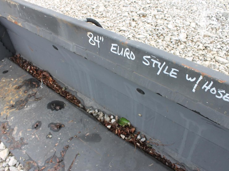 euro-style-bucket-image-3