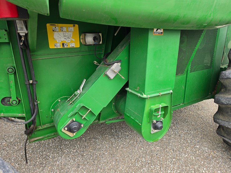 2004-john-deere-9660-sts-image-24