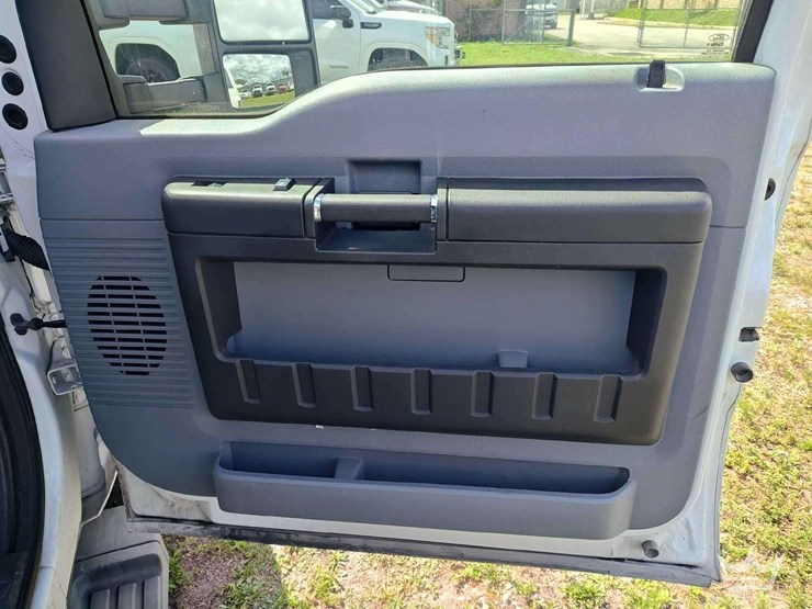 2015-ford-f250-image-18