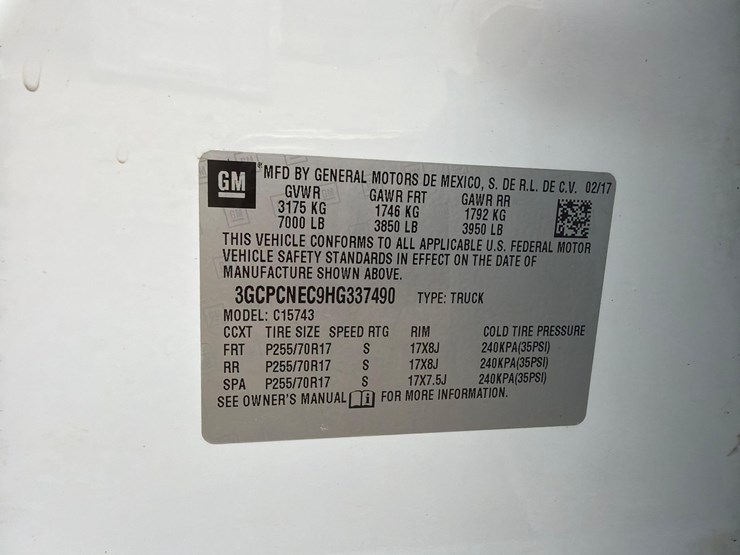 2017-chevrolet-1500-image-17