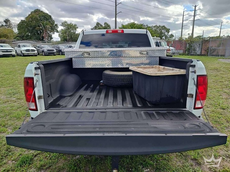 2017-dodge-ram-1500-image-13