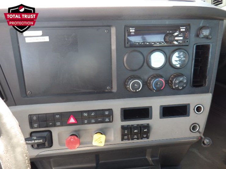 2021-freightliner-cascadia-116-image-18