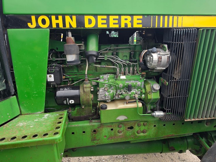 1989-john-deere-4455-image-18
