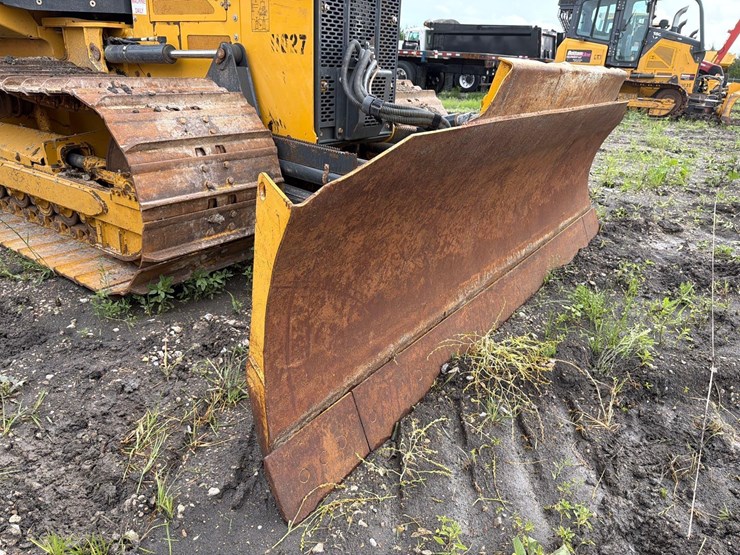 2024-deere-650-lgp-image-16