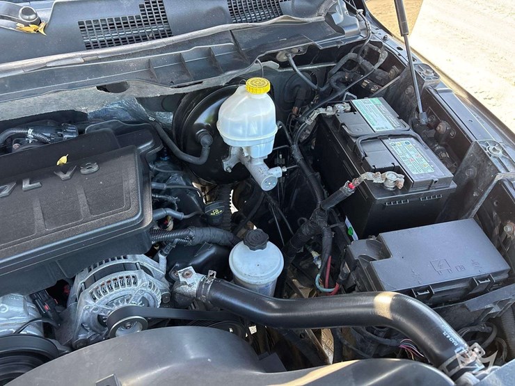 2011-dodge-ram-1500-image-9