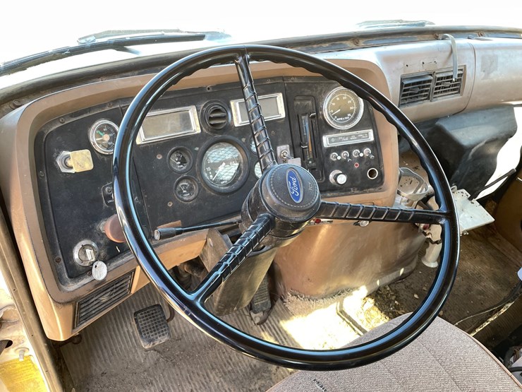 1994-ford-l8000-image-51