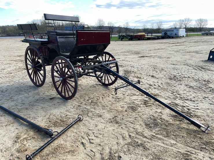 #407-•-pull-behind-wagonette-image-1