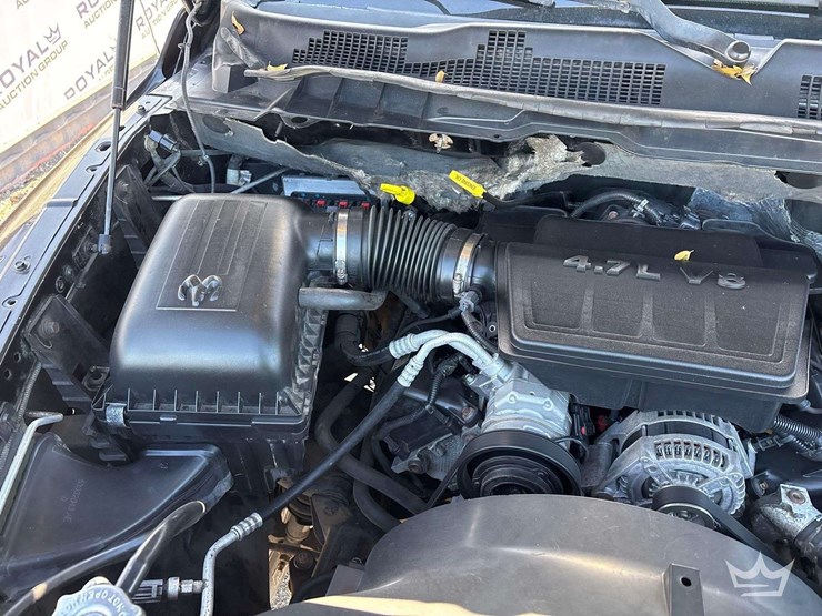 2011-dodge-ram-1500-image-8