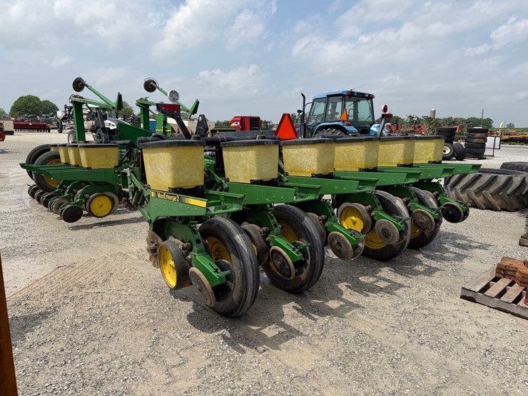 john-deere-7200-image-8