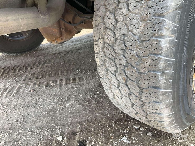 2014-ford-f150-image-35