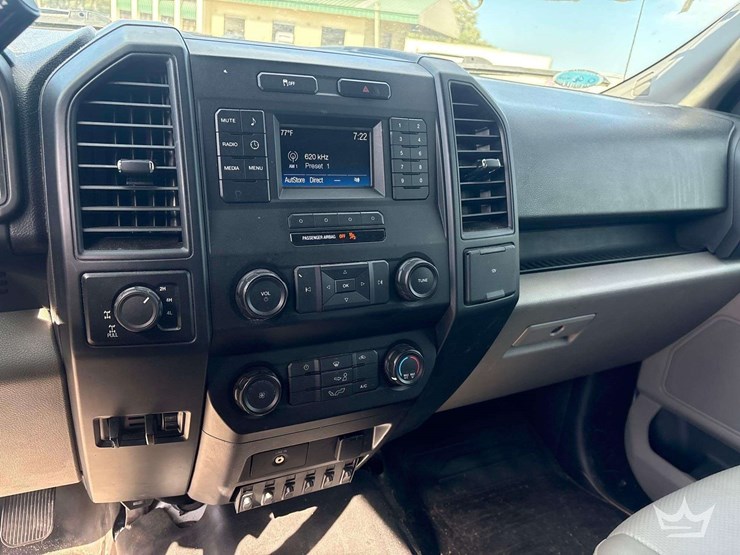 2016-ford-f150-image-17