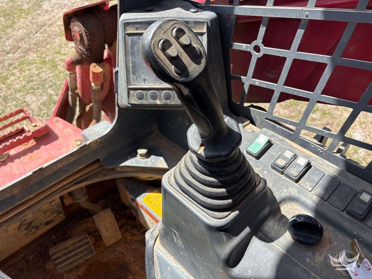 2020-takeuchi-tl10v2-image-21