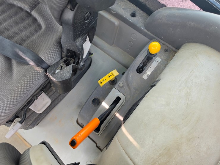 2021-deutz-fahr-5120g-image-19