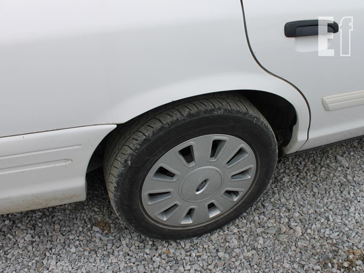2011-ford-image-8
