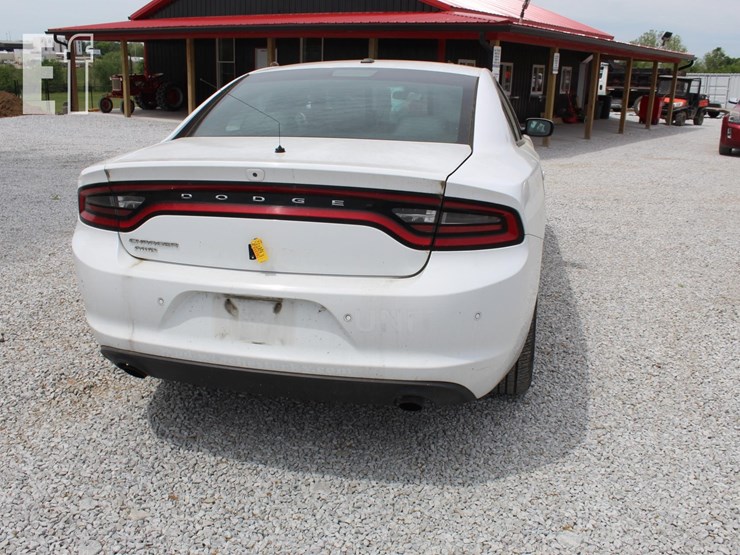 2019-dodge-charger-image-6