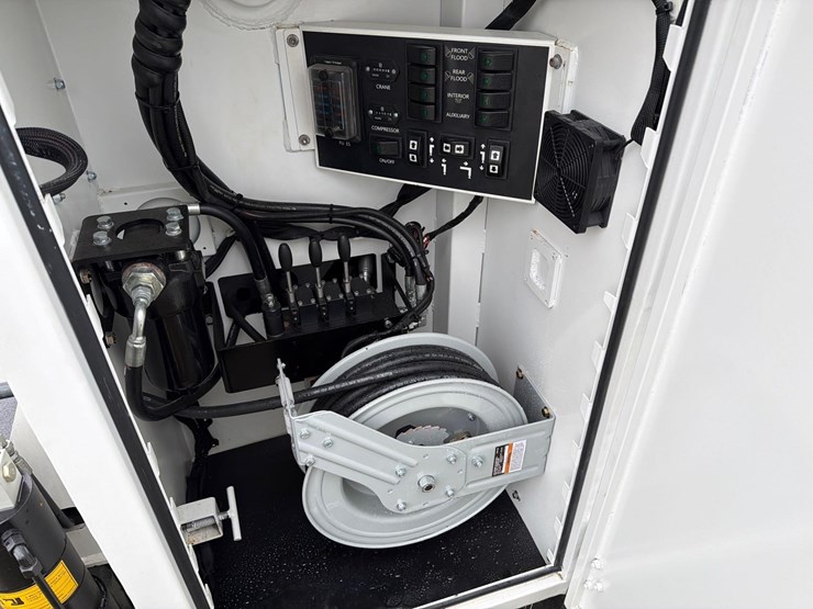 2026-kenworth-t280-image-18