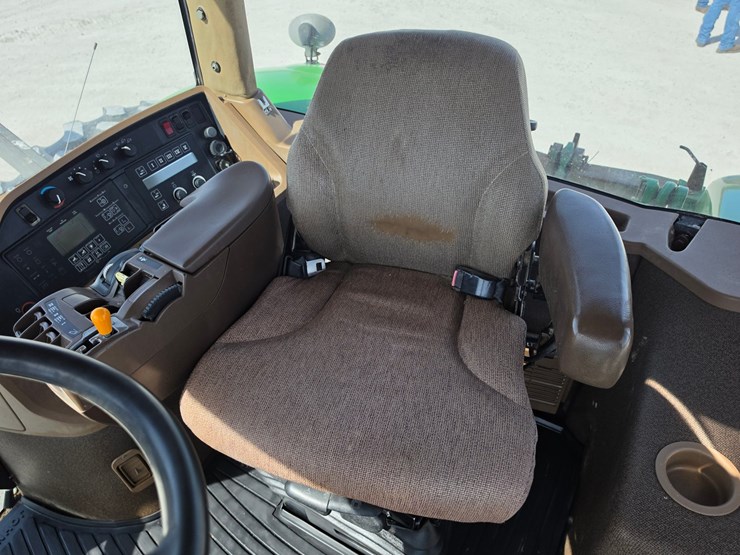 2002-john-deere-8420-image-14