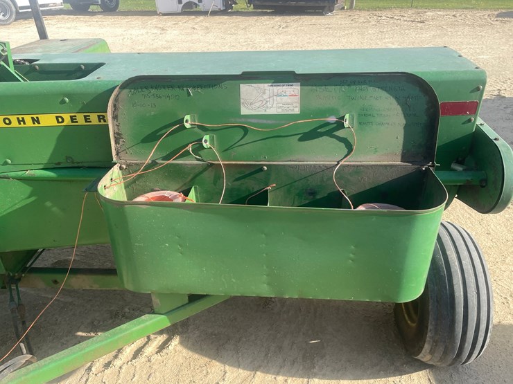 john-deere-337-image-11