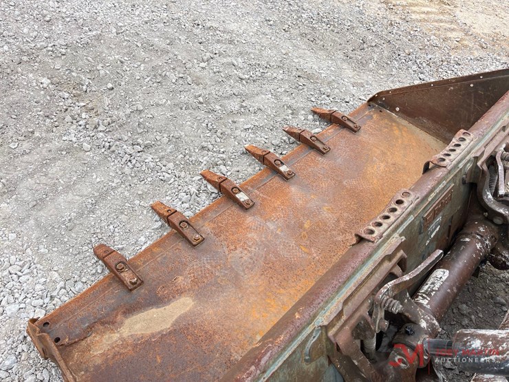 2020-bobcat-t76-image-7