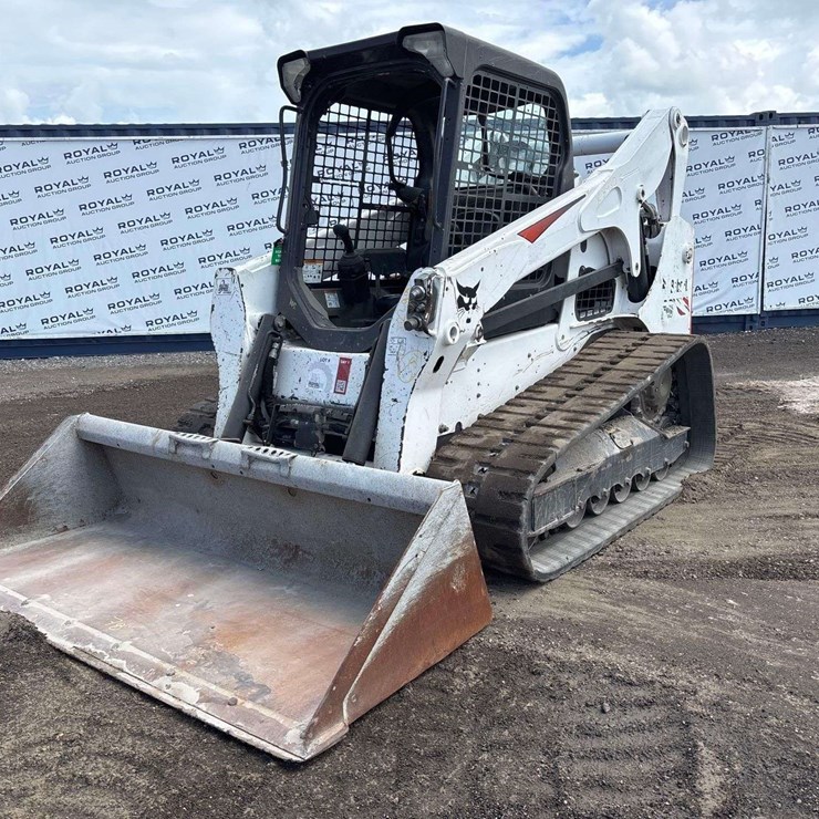 2021 BOBCAT T740