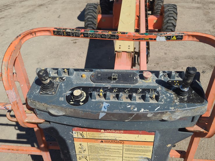 jlg-600s-image-8