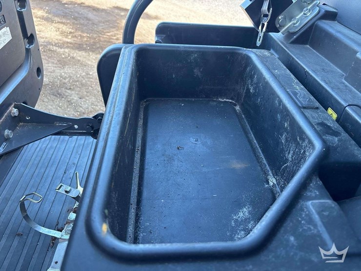 2015-kubota-rtv-x900-image-16