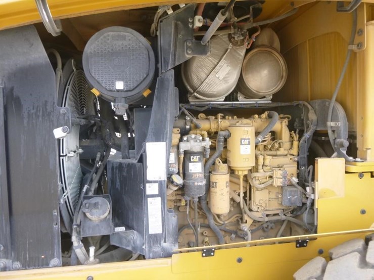 2022-caterpillar-930m-image-37