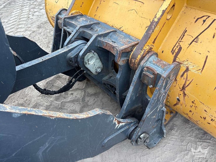 deere-544l-image-11