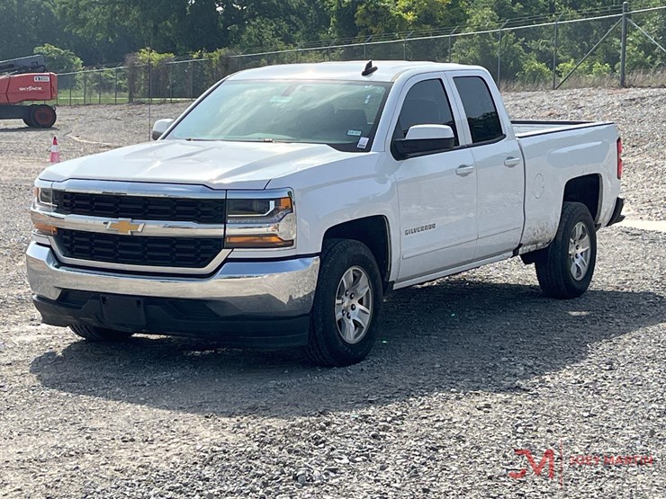 2019-chevrolet-silverado-1500-image-18