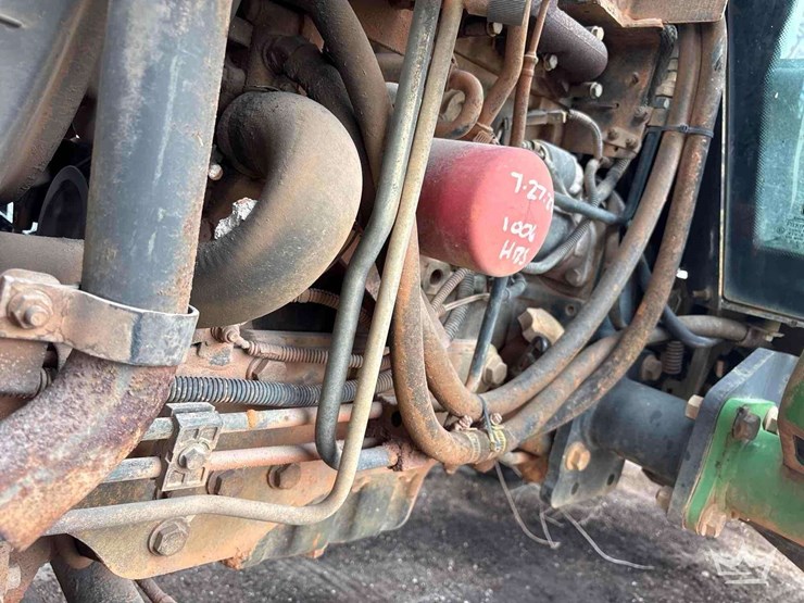2010-john-deere-4720-image-10