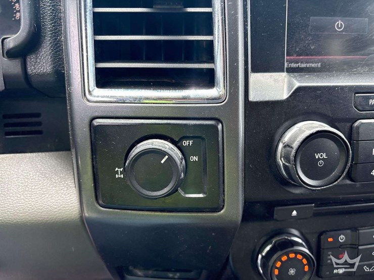 2015-ford-f150-image-17