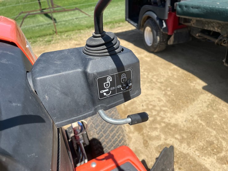 kubota-bx2670-image-39