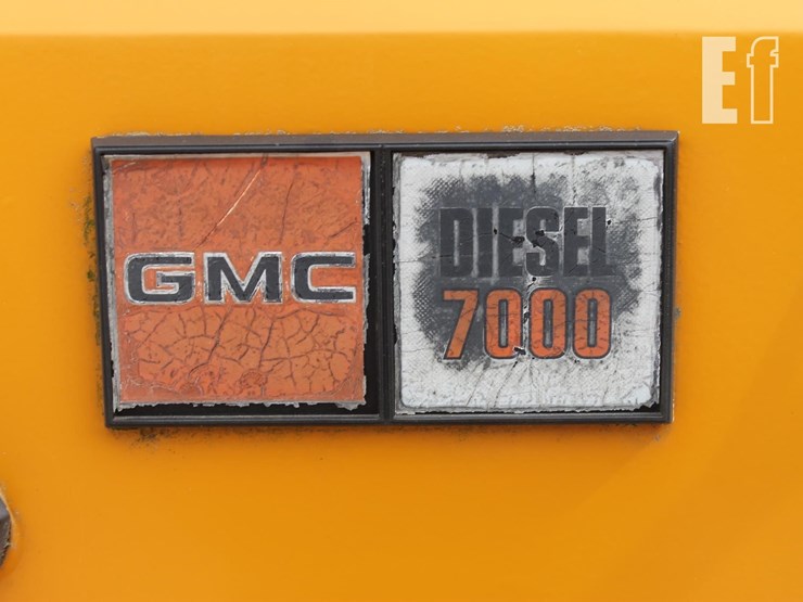 1983-gmc-7000-image-13
