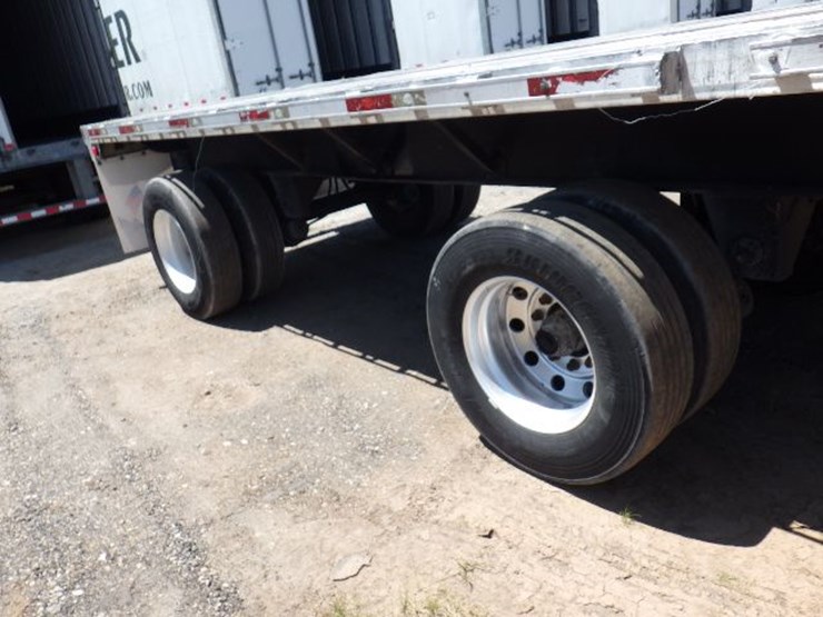 2011-utility-flatbed-image-7