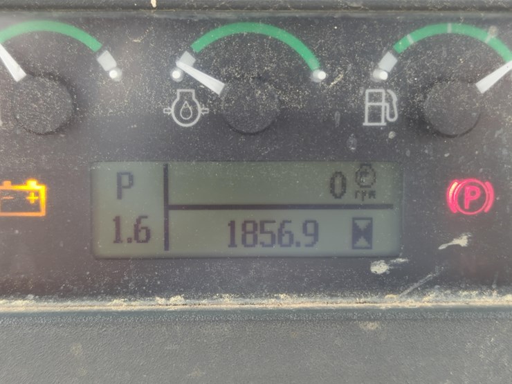 2022-deere-450-lt-image-21