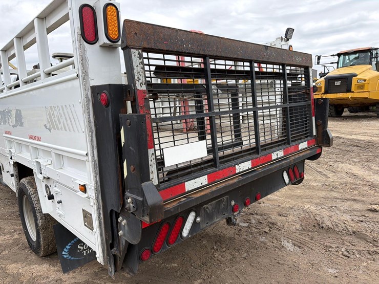 2021-chevrolet-3500hd-image-8