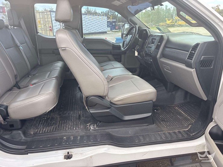2018-ford-f250-image-23