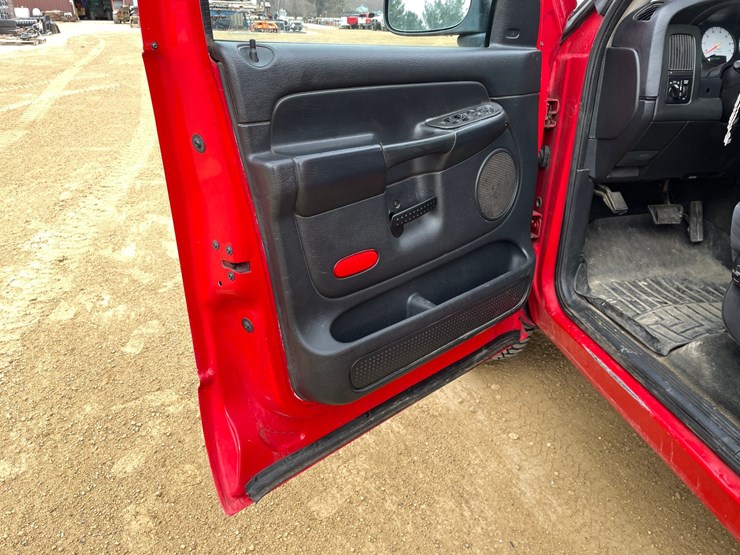 2003-dodge-ram-1500-image-42