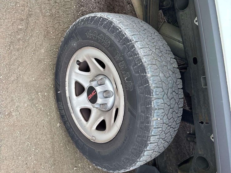 2018-gmc-sierra-1500-image-28