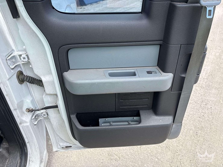 2014-ford-f150-image-14