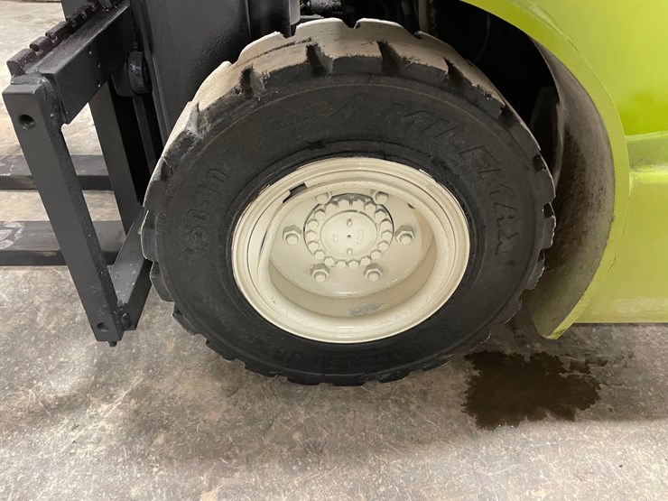 #302-•-clark-4,000lb-propane-forklift-image-27