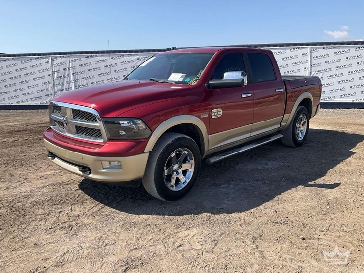 2011-dodge-ram-1500-image-1