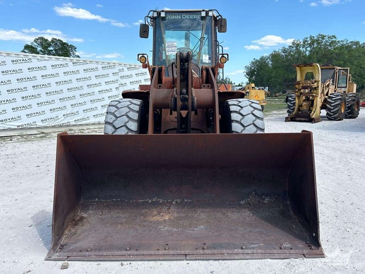 2013-deere-544k-image-24