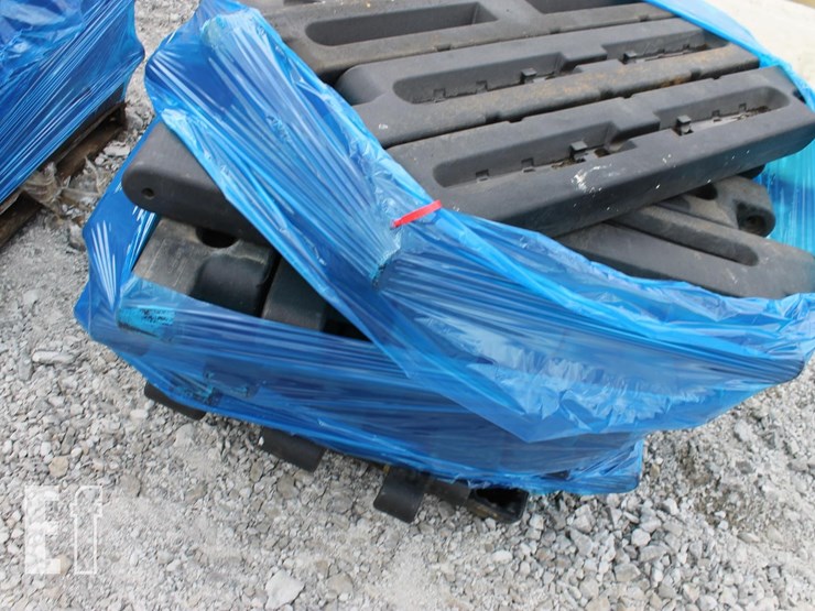 pallet-of-raised-beds-image-2
