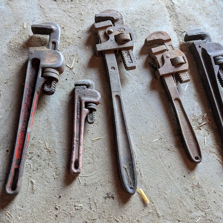 #5507 • Pipe Wrenches