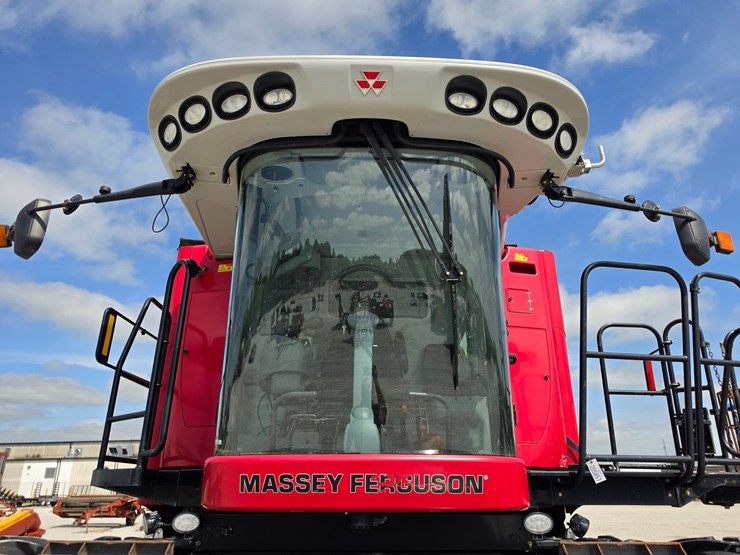 2013-massey-ferguson-9560-image-4